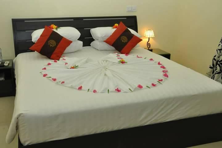 Charming Holiday Lodge- Addu Atoll Meedhoo, Maldives Exterior photo