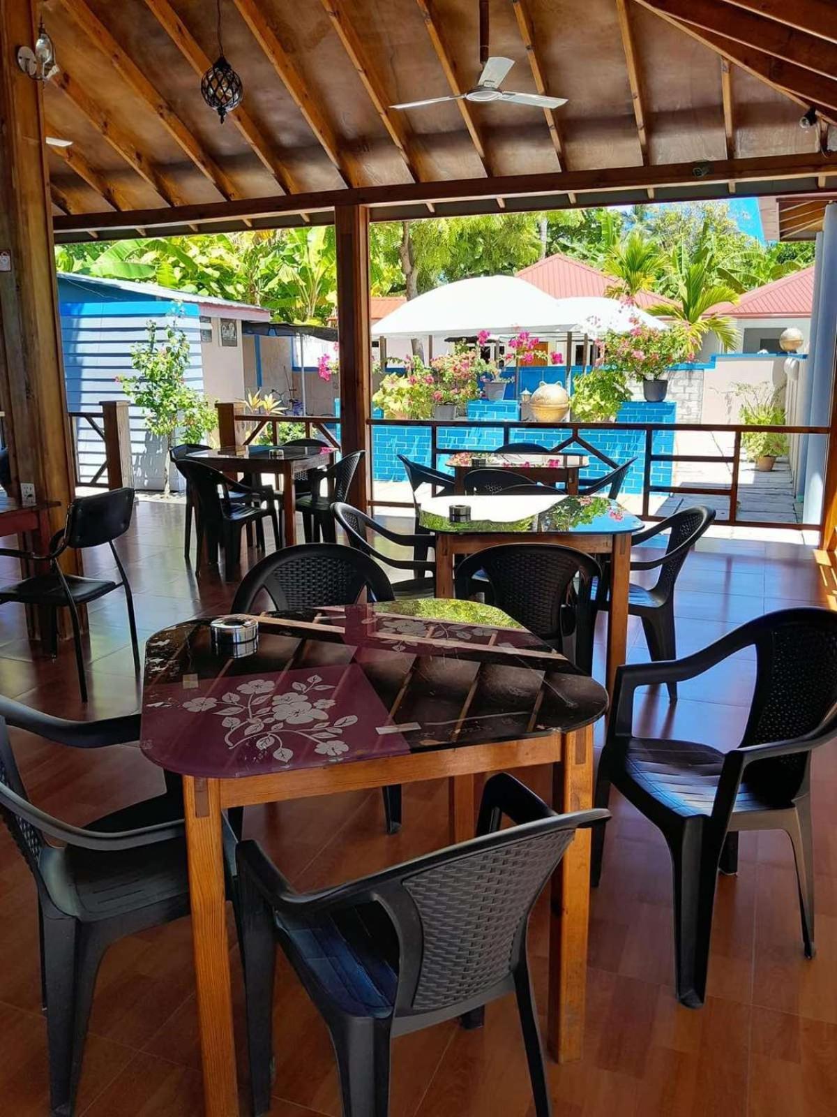 Charming Holiday Lodge- Addu Atoll Meedhoo, Maldives Exterior photo