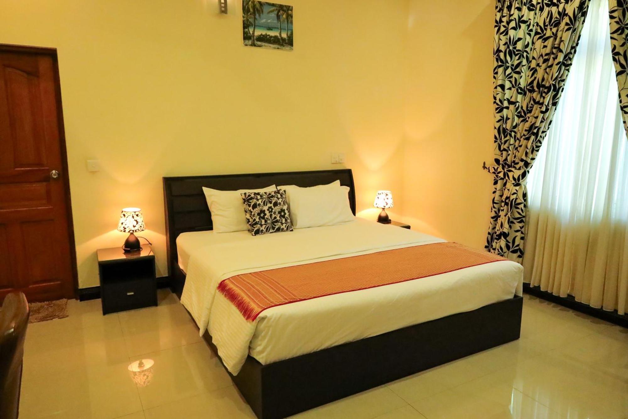 Charming Holiday Lodge- Addu Atoll Meedhoo, Maldives Exterior photo