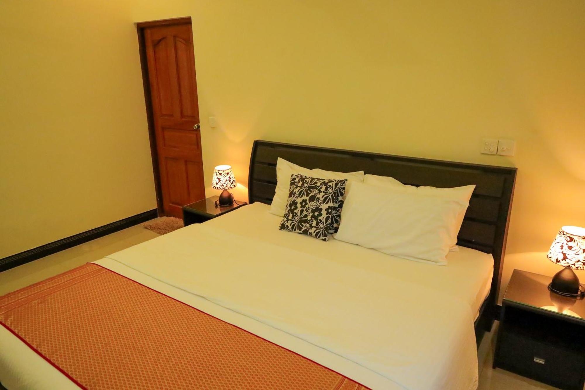 Charming Holiday Lodge- Addu Atoll Meedhoo, Maldives Exterior photo