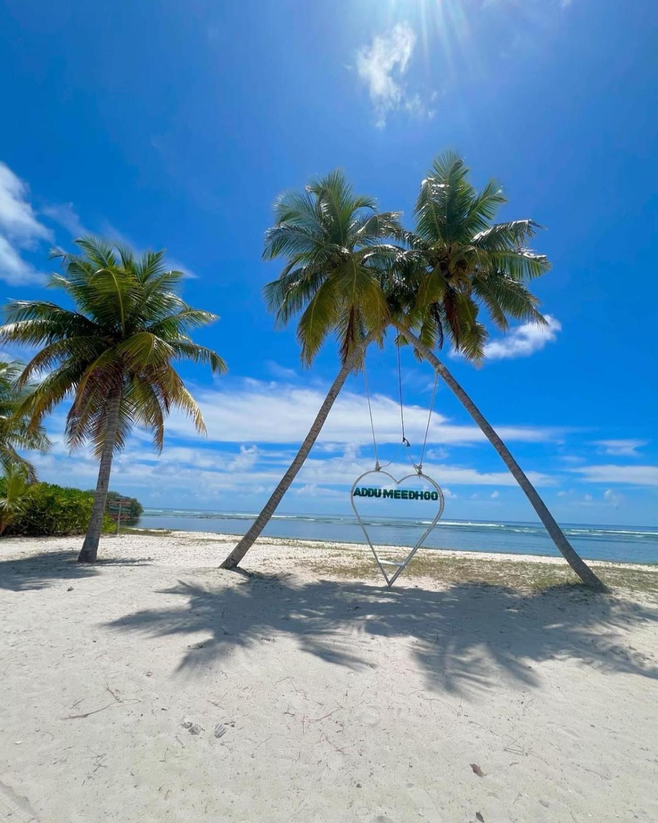 Charming Holiday Lodge Addu City Exterior photo