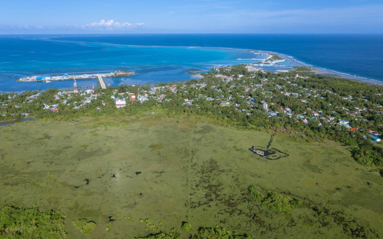 Charming Holiday Lodge Addu City Exterior photo